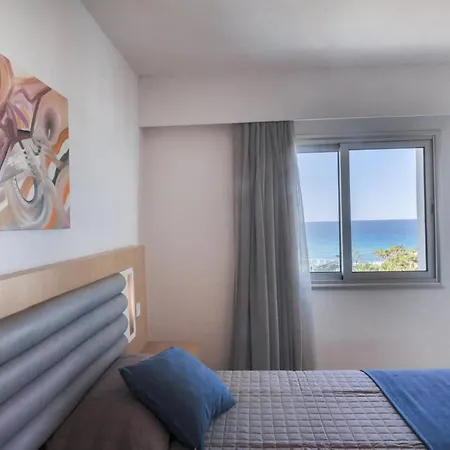Vrissaki Apartahotel 5*